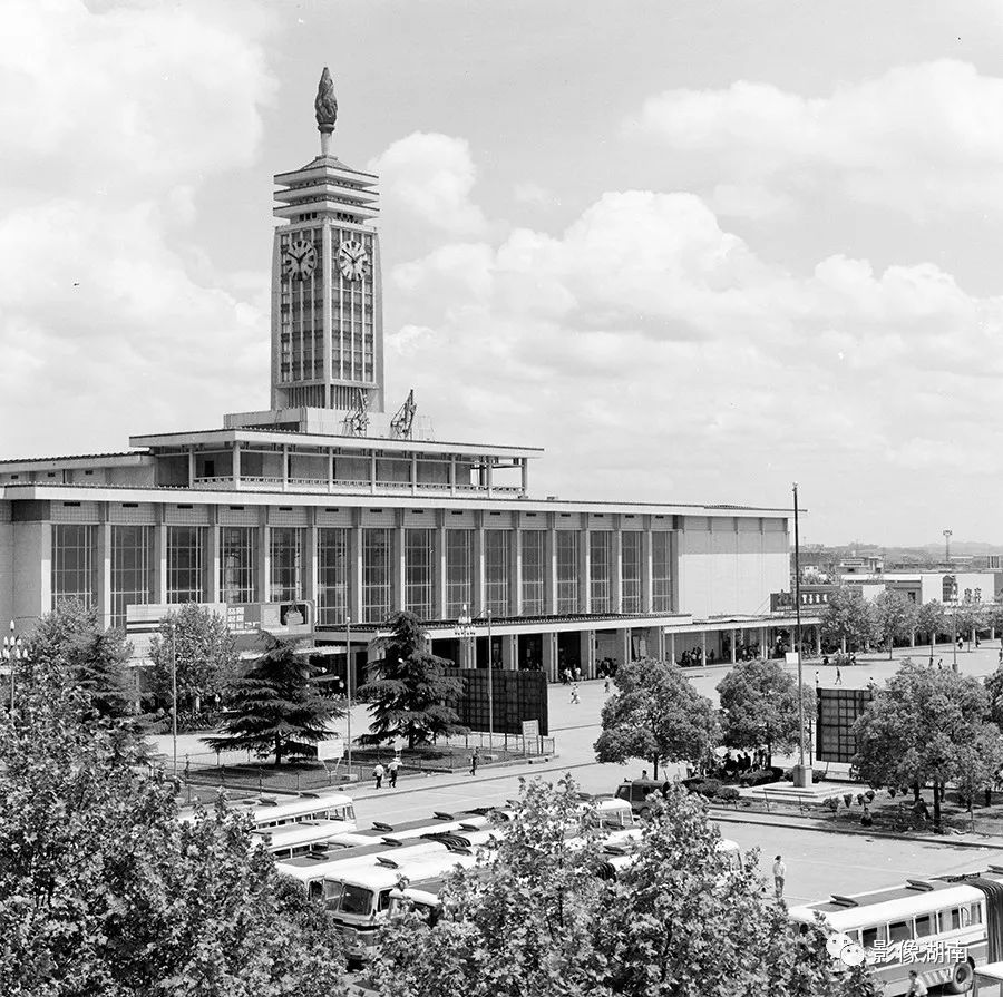 青春湖南丨长沙火车站新梳妆老地标正青春