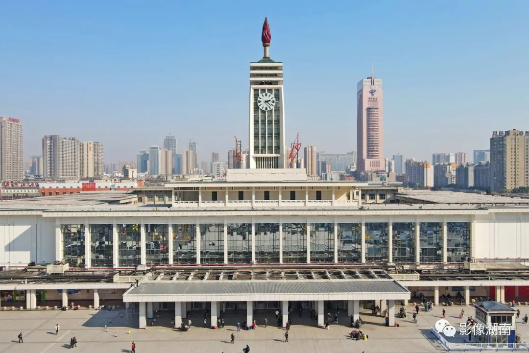 提质改造完成后的长沙火车站西广场