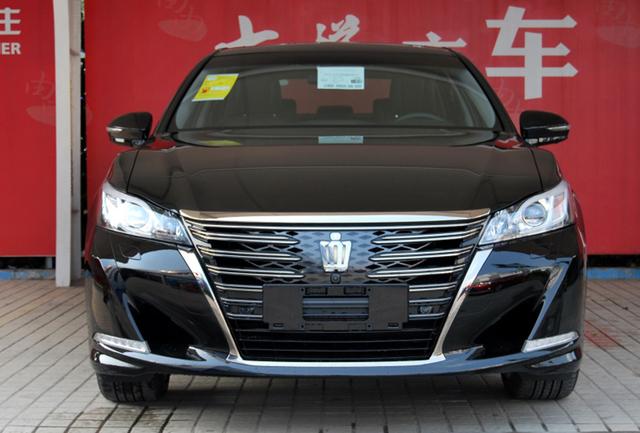 丰田皇冠为清库存拼了降至22w销售降不下去了