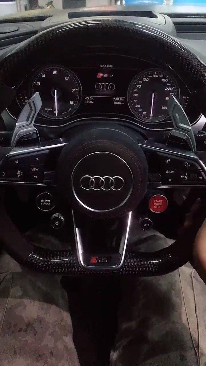 奥迪rs7启动性能展示,不愧是价值150万的奥迪轿跑!