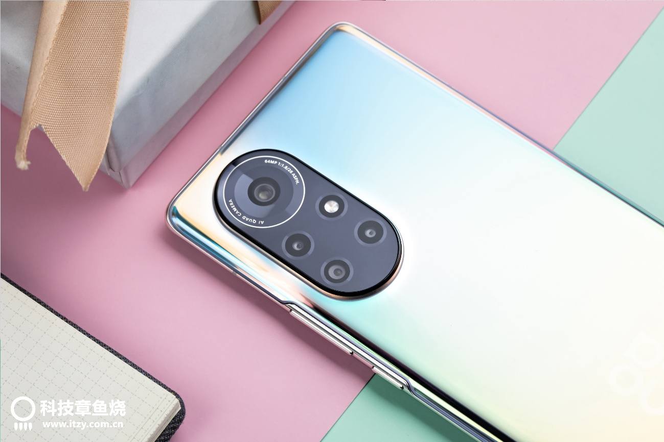 谁能治好你的电量焦虑症?是华为nova8 Pro还是iPhone12?