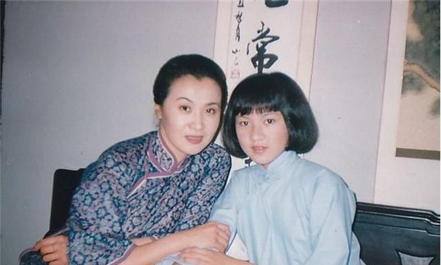 她是陈道明一生的痛,刚拿到影后就患上癌症,为生子拒绝化疗离世休闲区蓝鸢梦想 - Www.slyday.coM 她是陈道明一生的痛,刚拿到影后就患上癌症,为生子拒绝化疗离世休闲区蓝鸢梦想 - Www.slyday.coM