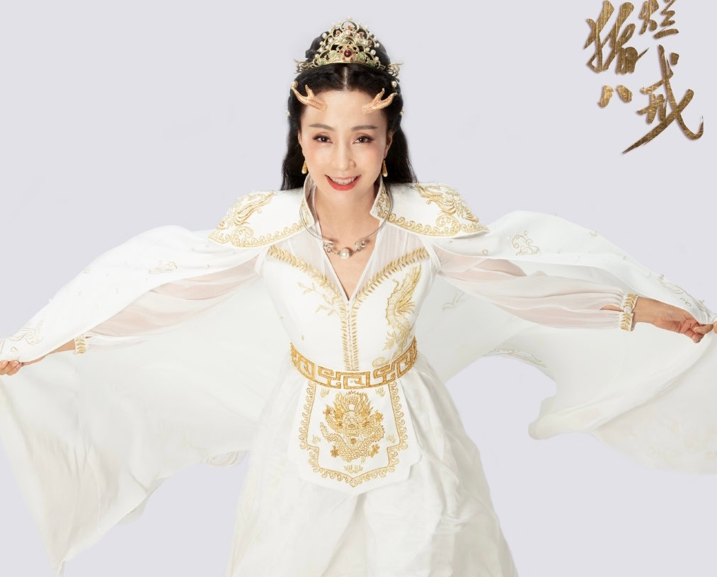 陶虹时隔23年扮小龙女,面色红润不显老,与徐峥因戏生情终圆满