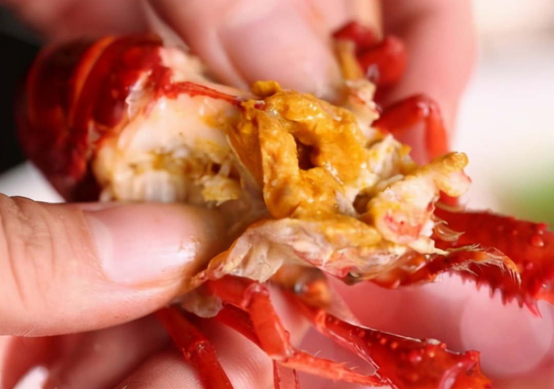虾头的黄色是虾屎还是虾黄很多人不懂吃错就可惜了