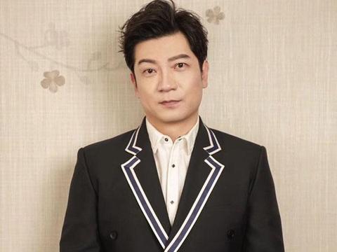 田雨:从王老师到《流金岁月》范秘书,老戏骨逆袭,向来是靠演技|经典|人生|开心麻花|陈道明|夏雨_新浪新闻