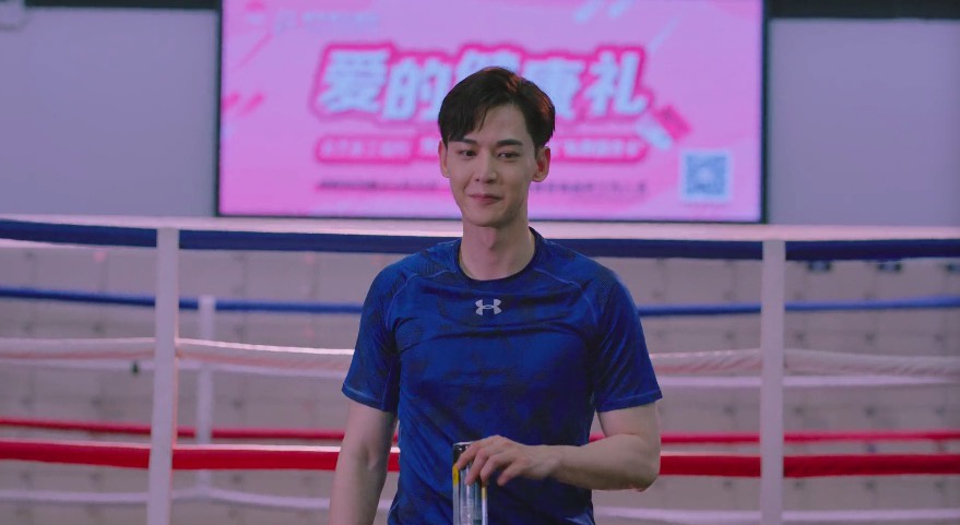 邢菲新剧《我的小确幸》开播，甜过袁帅江君，看了想恋爱的甜宠剧休闲区蓝鸢梦想 - Www.slyday.coM