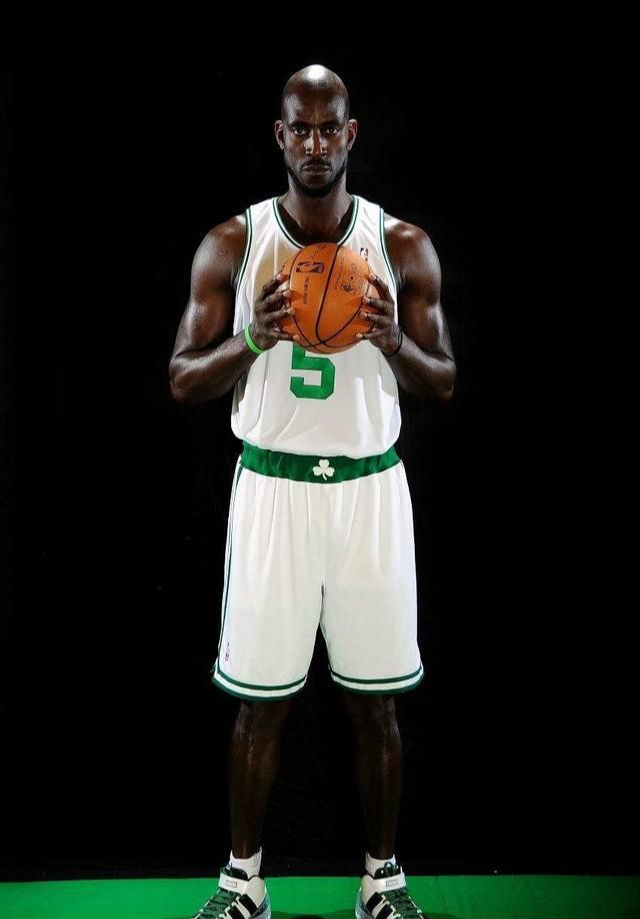 怎么评价狼王加内特的职业生涯?