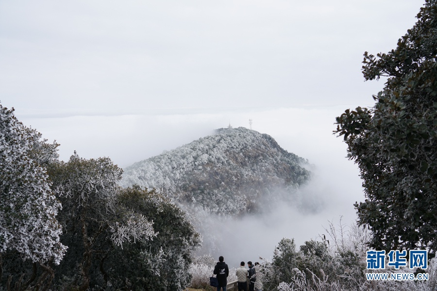 航拍云南鸡足山 如梦似幻宛若仙境