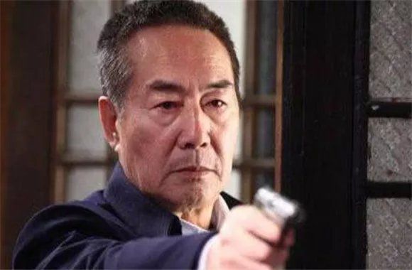 与妻子相爱56年零绯闻, 出演大宅门走红, 儿子更是国人骄傲|杜雨露