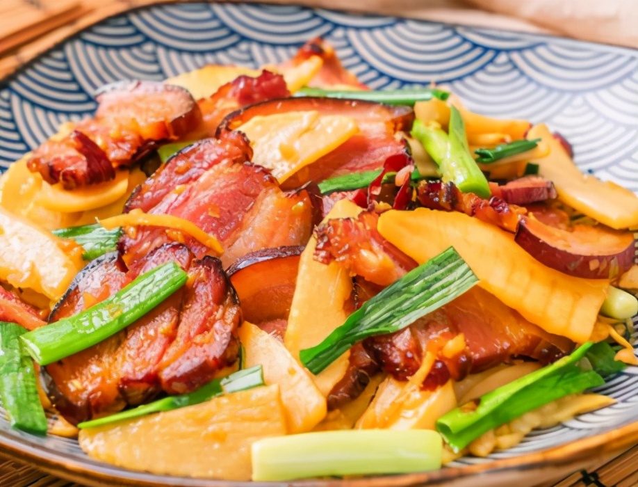 炒冬笋时需要焯水吗牢记3个小技巧冬笋脆嫩入味不发涩