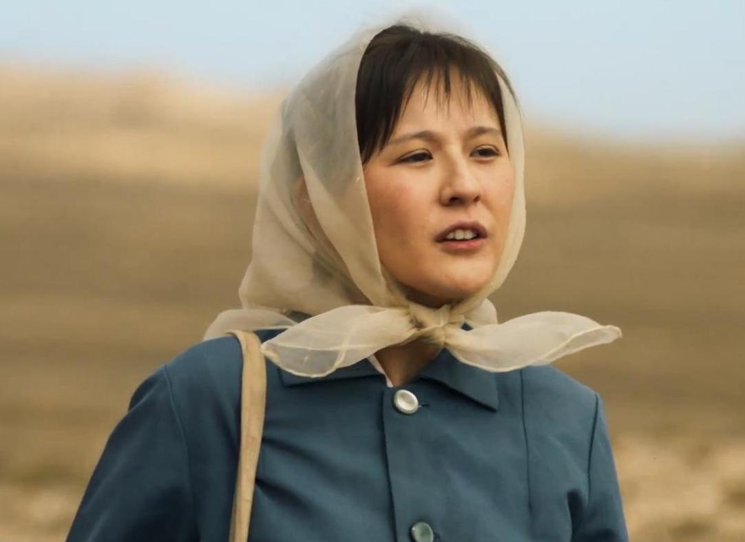 山海情我们不该只看到热依扎的精湛演技她的活法更赞