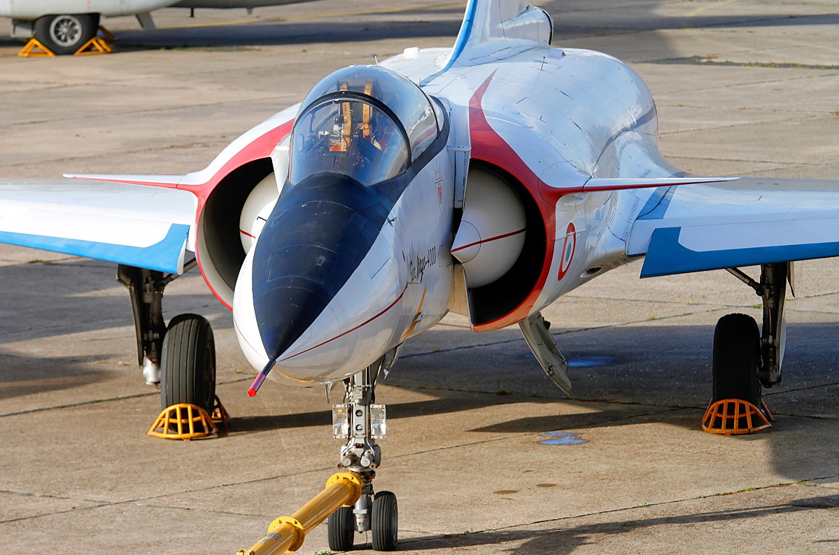 幻影4000生不逢时,冷战刚落幕就被投入冷宫中|冷宫|冷战|战机_新浪