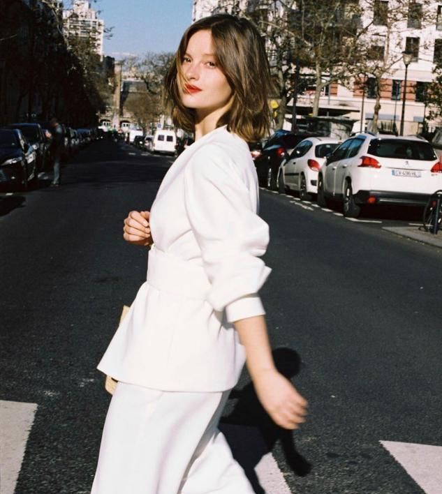 身材好才撑得起法式风情158米博主示范小个子穿搭也能很高级