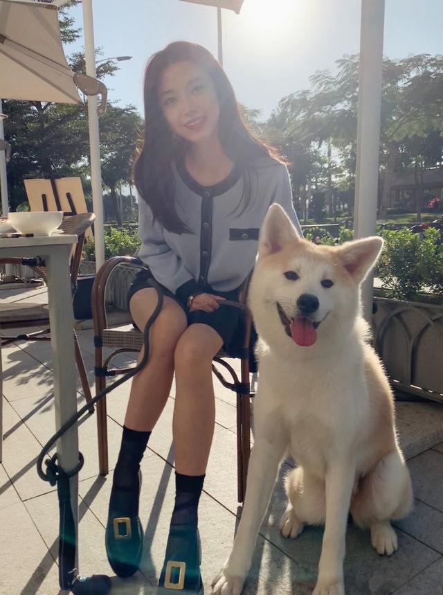 半藏森林接广告了?阿沁嫂发文"暗讽",互联网没有记忆吗?