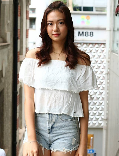 tvb小花凭《香港爱情故事》成功上位,公开择偶条件喜欢成熟男