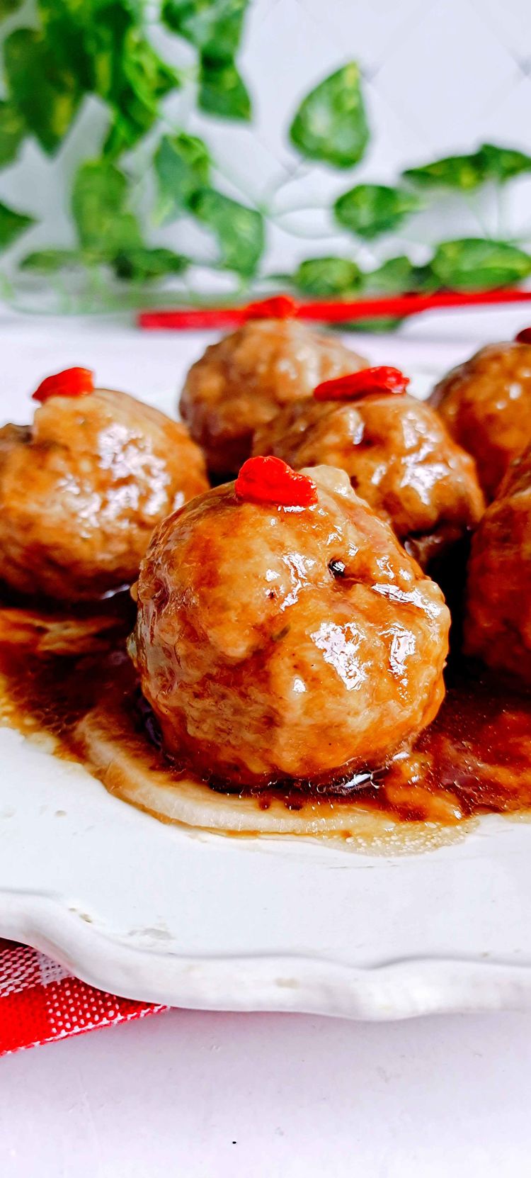 学会这道糖醋肉圆做法春节餐桌让你倍有面儿