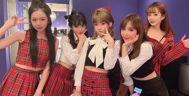 周淑怡女团舞美炸了直言梦回18岁粉丝mikuya请原地c位出道