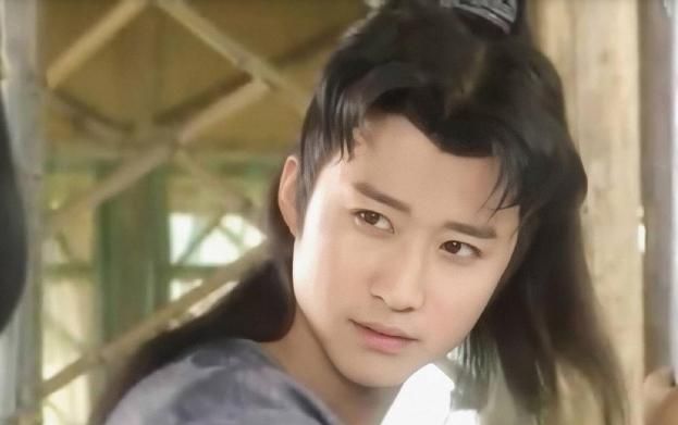 都说合照要远离吴京原以为是开玩笑看到照片后终于明白了