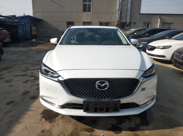 14.9万元落地入门级马自达阿特兹,白色时尚,一个月车主坦露心声