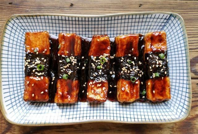精致美食:日式照烧海苔豆腐,照着这个方法做,比肉还好吃