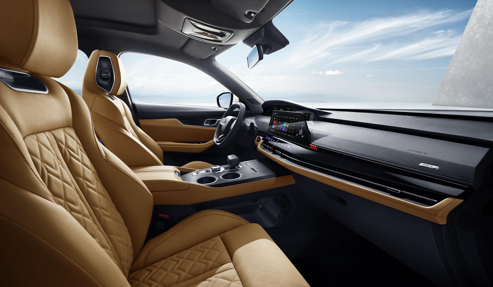 智能交互新体验长安unik都有哪些亮点