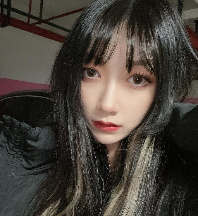 又一游戏主播模仿呆妹准备转型为颜值网红cos画稿惊艳全场