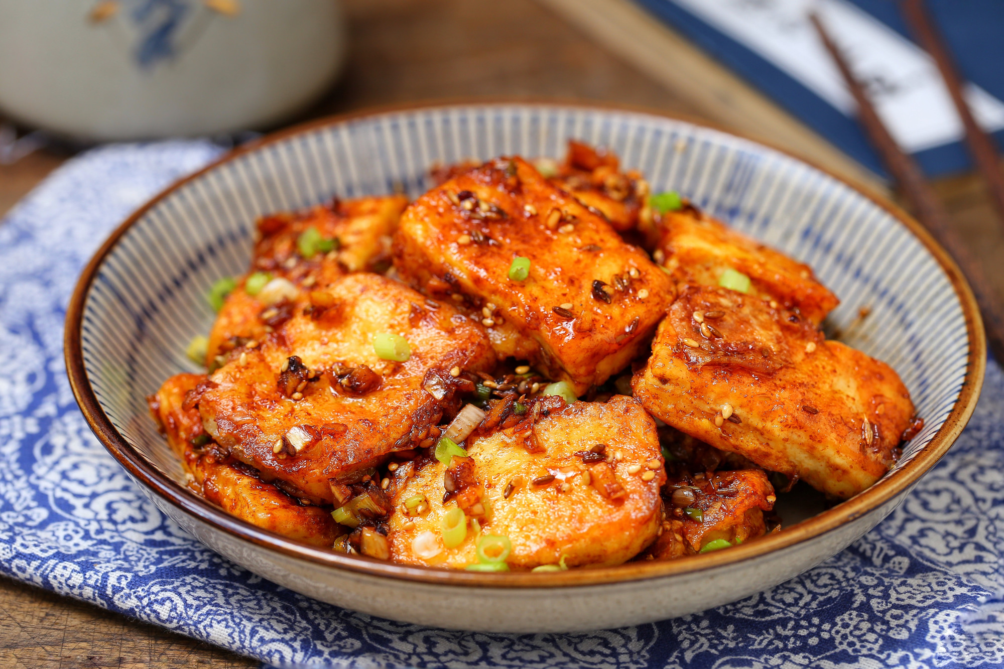 做过n次也吃不够的煎豆腐,鲜香入味老简单了,完胜夜市路边摊