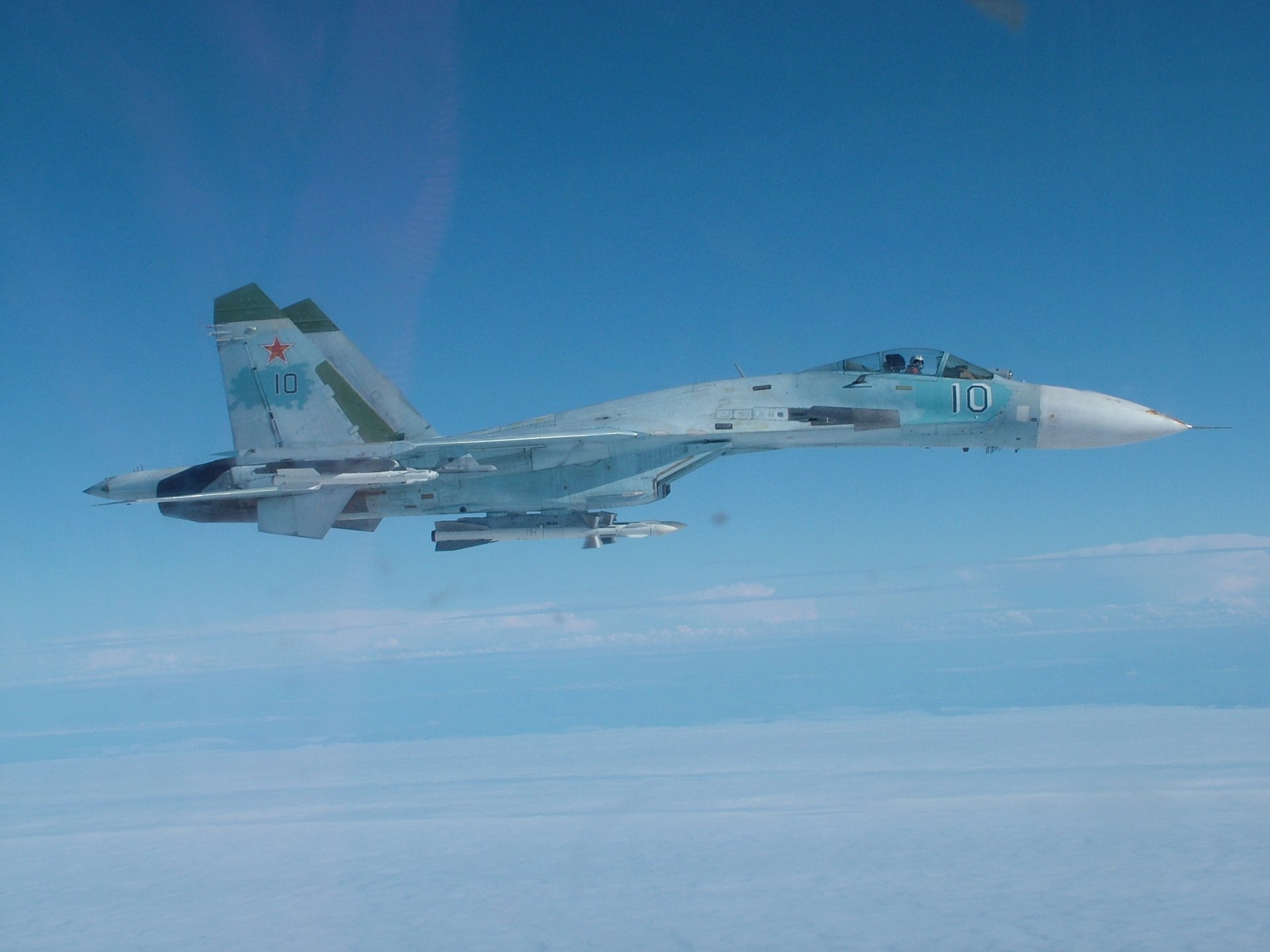 苏27战斗机不朽的荣光它曾让头号强国有着挥之不去的噩梦