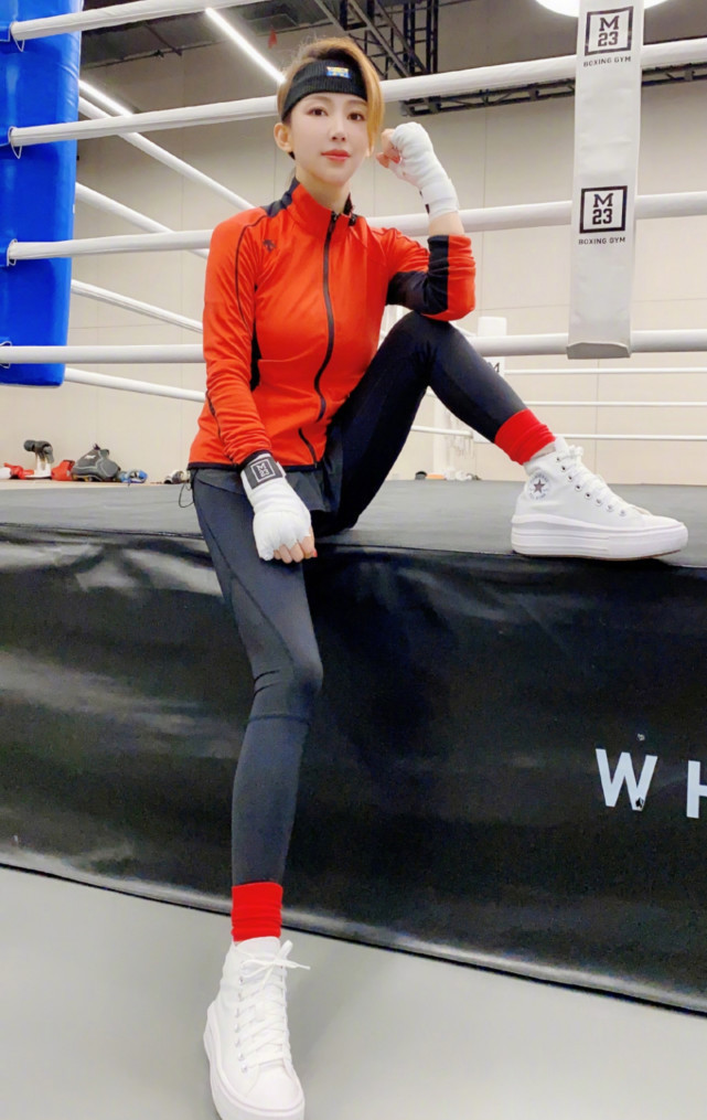 39岁潘晓婷放弃恋爱？称未来和台球相伴，父亲很苍老渴望女儿成家休闲区蓝鸢梦想 - Www.slyday.coM