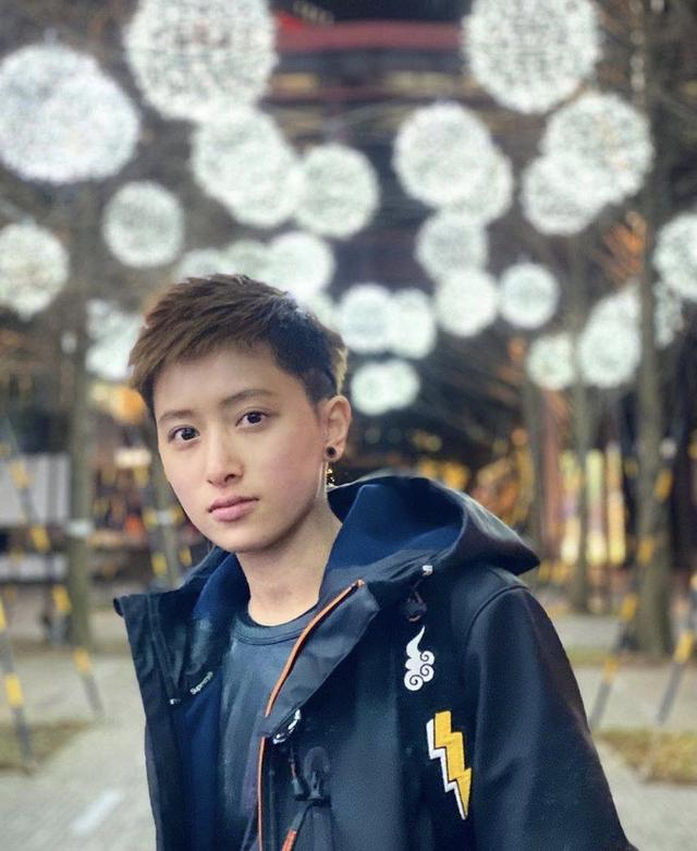 16岁演了《落跑甜心》被吐槽至今,现风格变化很大|落跑甜心|郑靓歆|女