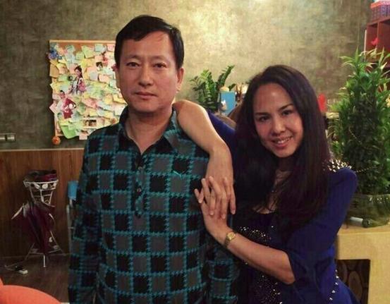 郑爽的偏执和情绪化是否跟原生家庭有关