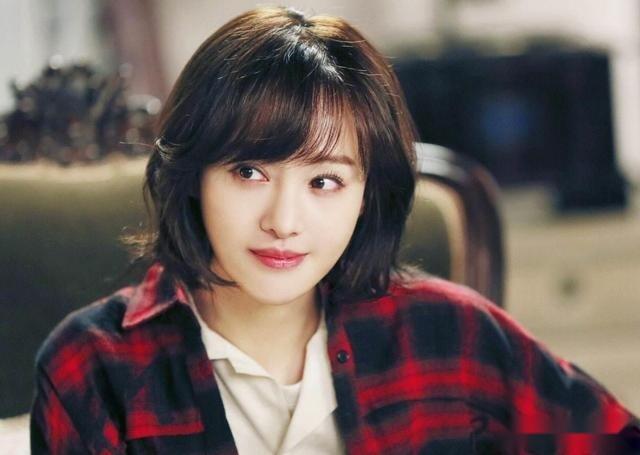 郑爽被曝代孕弃子风波后多位明星相继发声甚至引海外媒体报道