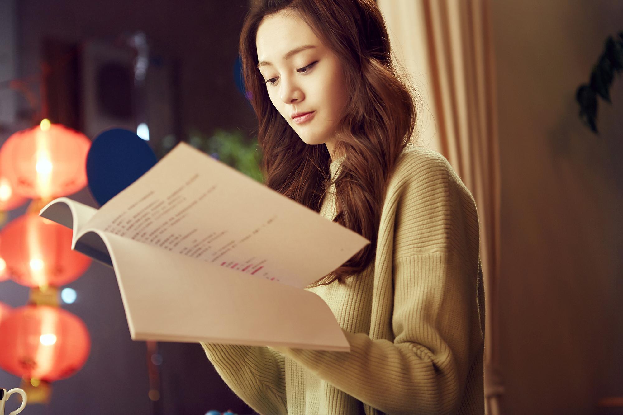 郑爽不甘心退圈疑用小号爆张恒出轨圈内好友还要拉个垫背的