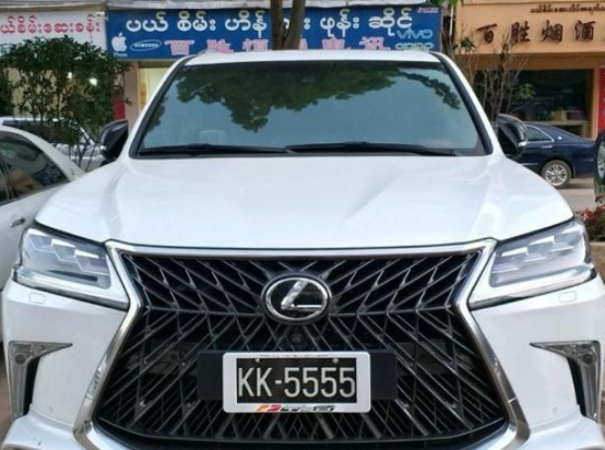 不在中国境内却用汉字和我国车牌号仿佛另外一个中国