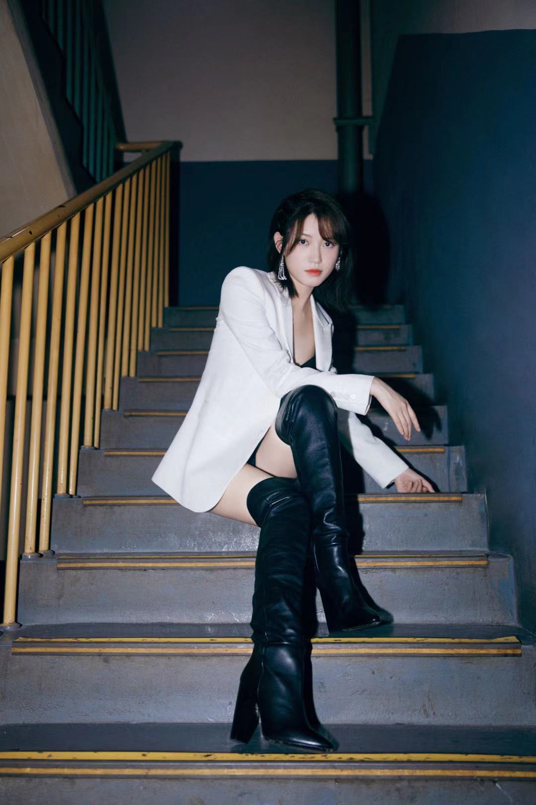 苏青穿搭教会你开春怎么穿出大长腿