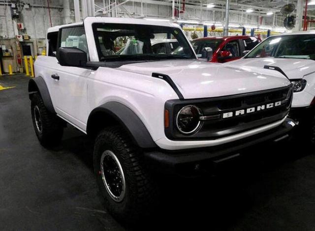 福特两门版suv开售,骨架粗壮,搭2.3t引擎,像硬派越野车__财经头条