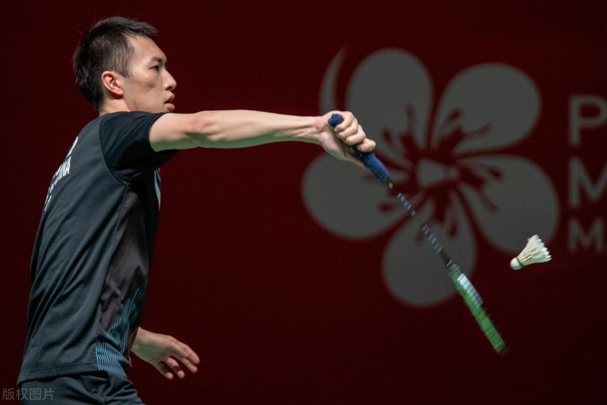 1日3大爆冷!中国选手遭遇重创多位名将出局,世界冠军强势闯关