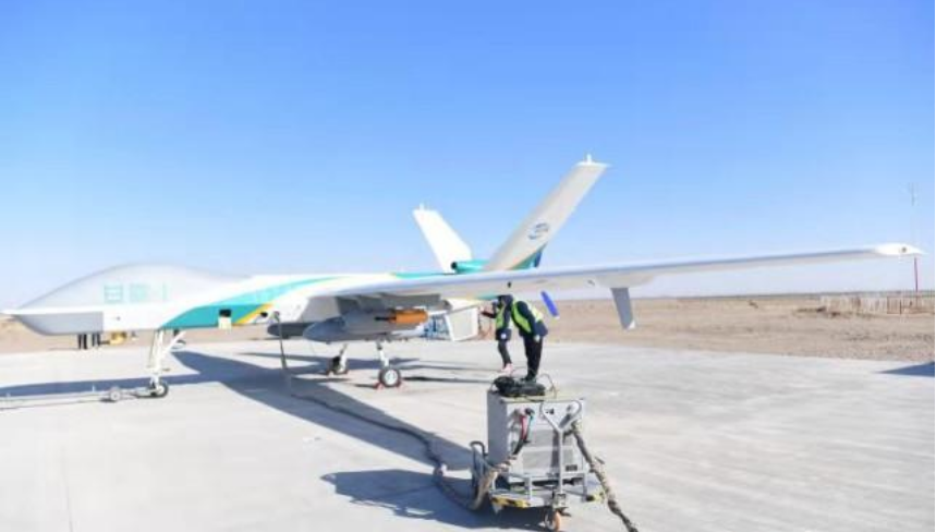 甘霖Ⅰ在甘肃金昌成功首飞无人机增雨起到示范引领的作用