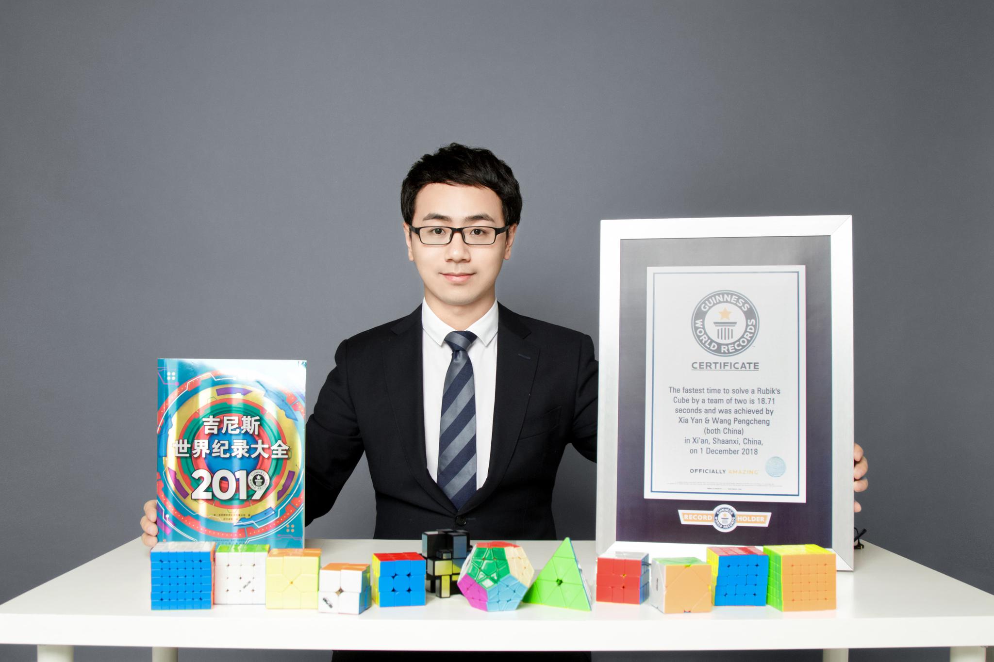 青年故事快手王夏焱奋斗1万小时做到全球最快