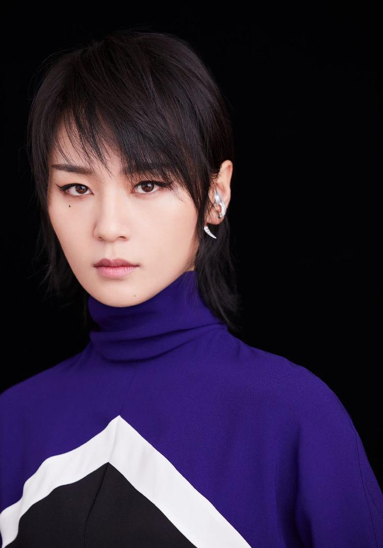 有种意外叫周笔畅整容本来照着杨幂整事实却美成了刘诗诗