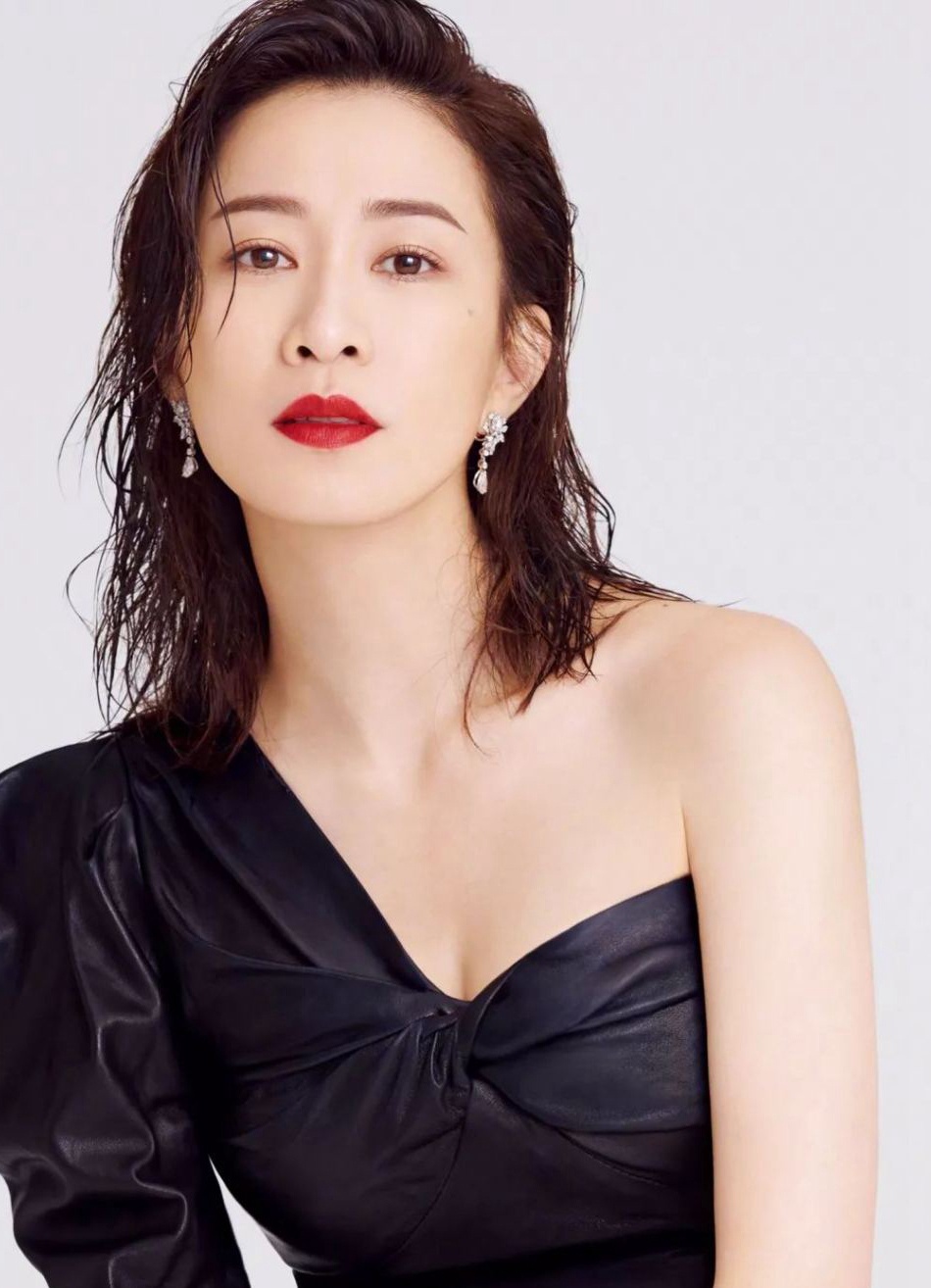 从"香港"走出来的70后女星,佘诗曼胡杏儿,个个都是美人胚子