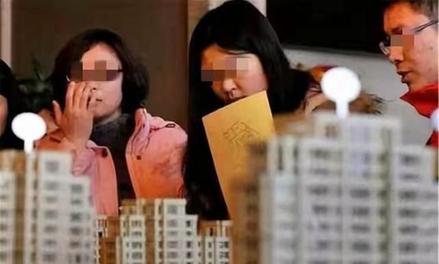 “再有钱也别帮女儿买房”六旬老人含泪给出的忠告,理由太现实了休闲区蓝鸢梦想 - Www.slyday.coM “再有钱也别帮女儿买房”六旬老人含泪给出的忠告,理由太现实了休闲区蓝鸢梦想 - Www.slyday.coM