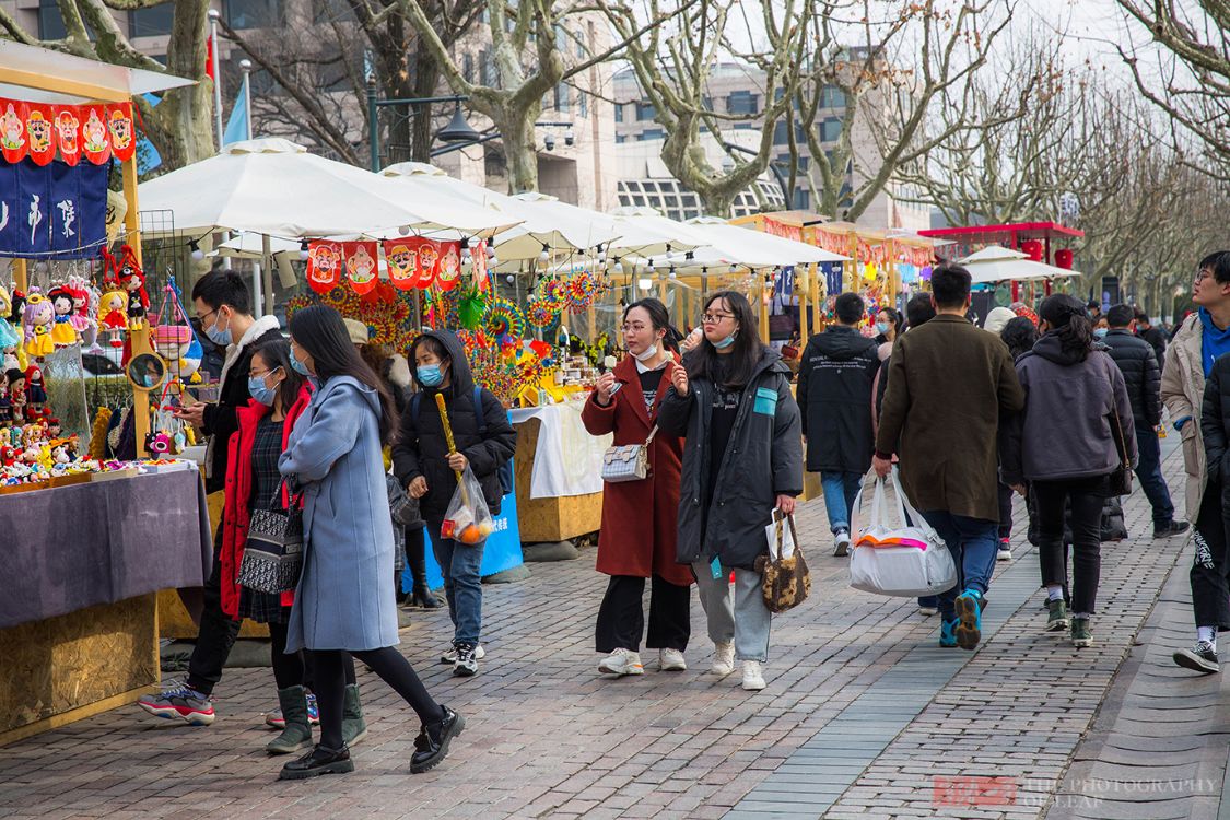 今年在杭州过年不仅有一千元大红包西湖边还准备了丰富的节目