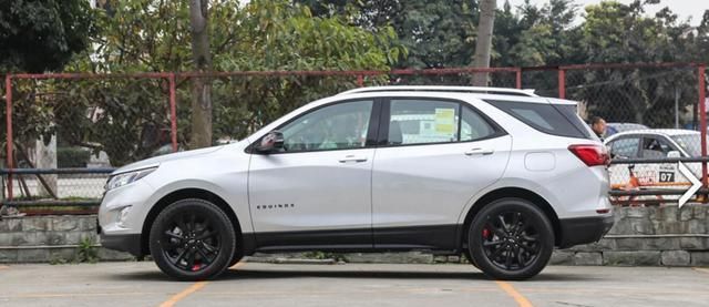 作为雪佛兰国产的最高级suv车,被定位为中型suv是典型的旗舰,既然是