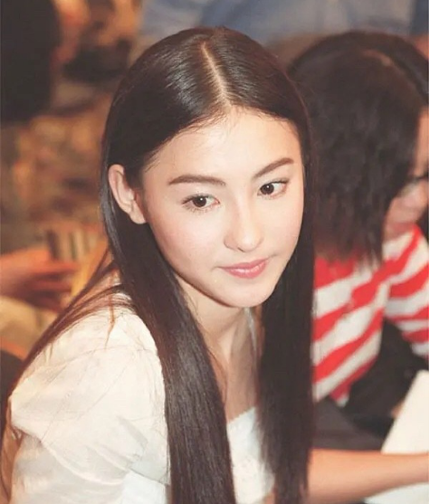 在正式宣布这个节目之前,还有很多人不相信张柏芝会来找龙姐.