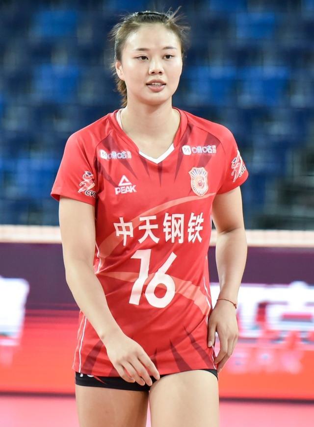 女排集训郎平取舍另有乾坤,敬业精神用心良苦,国际视野令人赞叹