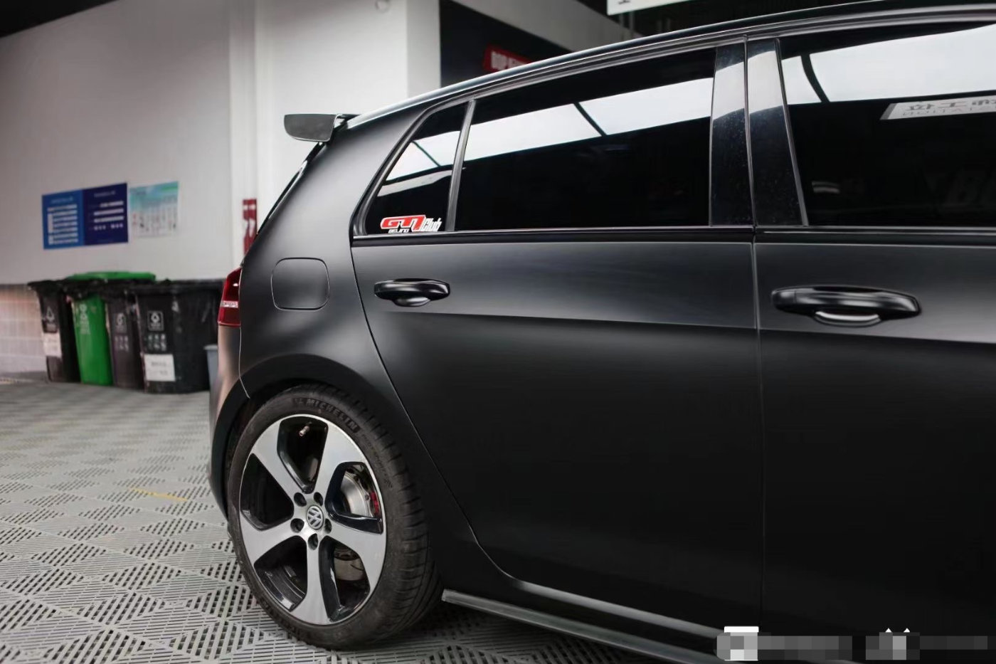 高尔夫改色磨砂黑旅行路上有它足以