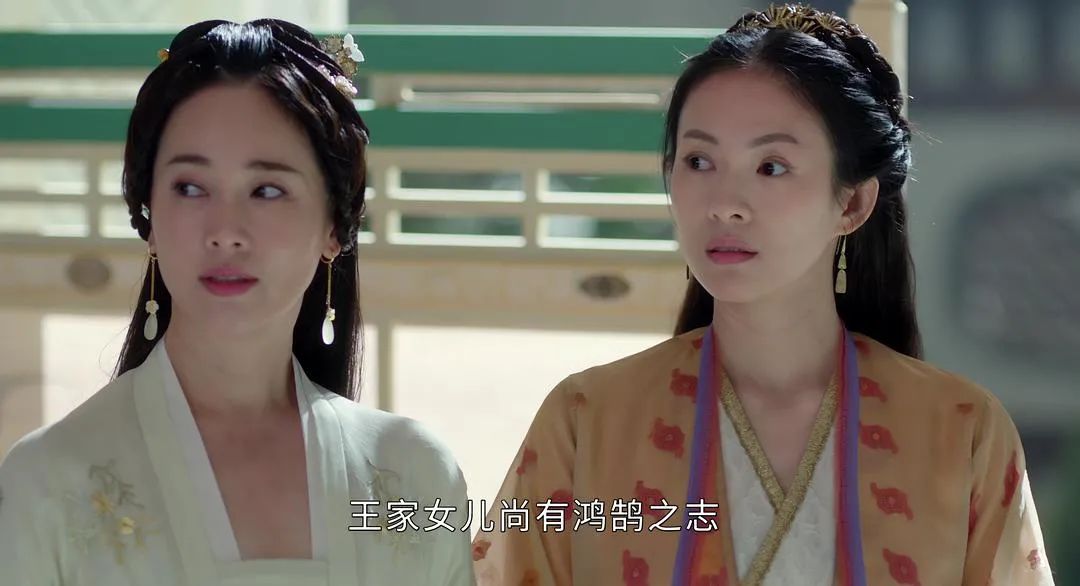 校花|左小青|雅风_新浪新闻