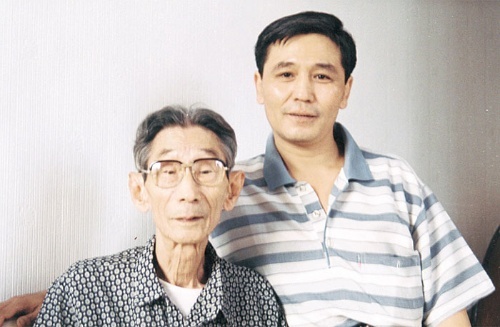 郭德纲获得少马爷马志明认可相声演员郑宏伟祝贺他是卢鑫师父