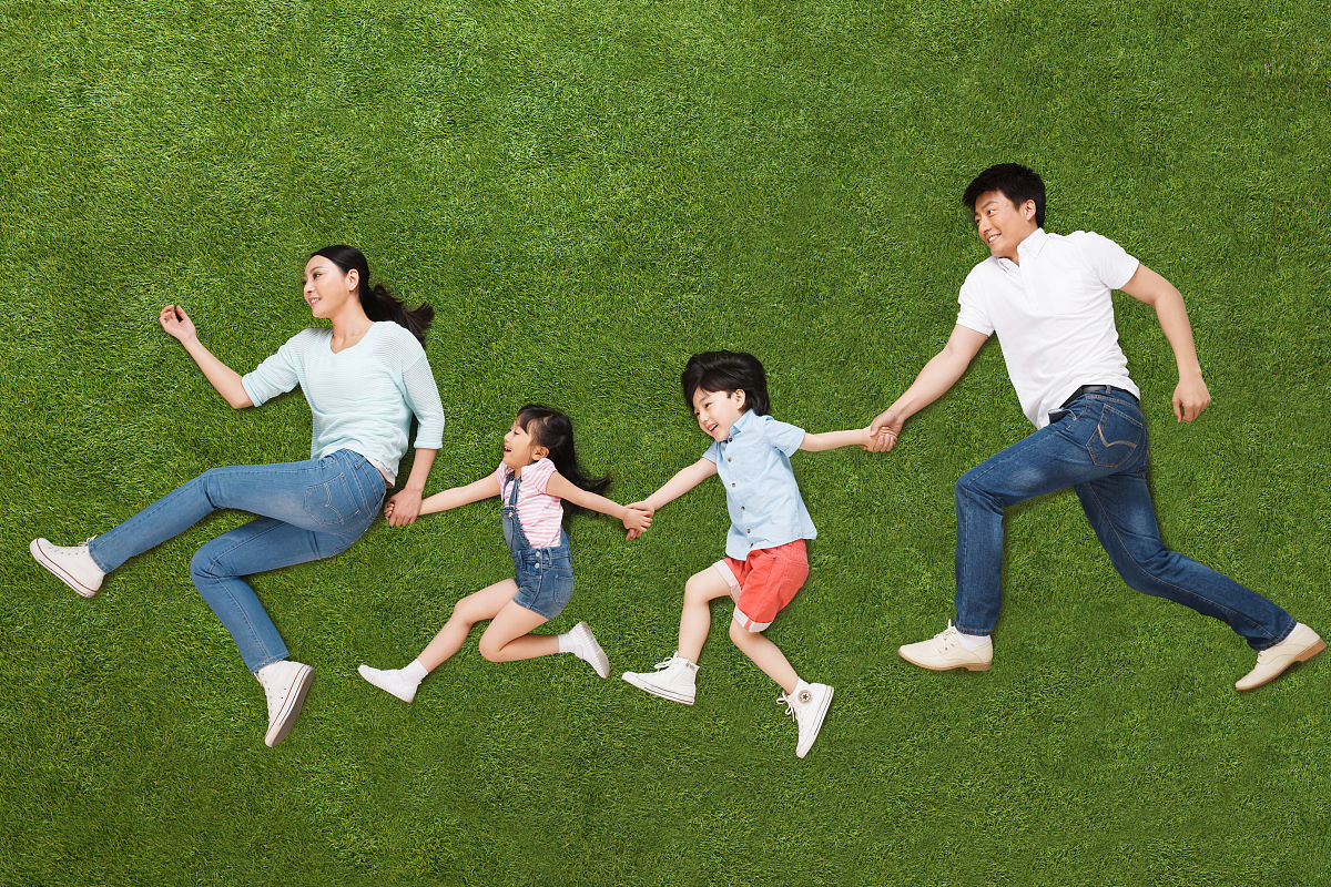 报告2020》中的数据,我们可以直观地看到近两三年的出生人口数量变化